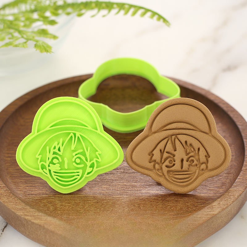 Kitchen Appliances Gift - Tek Parça Pişirme Kalıbı Luffy Zoro